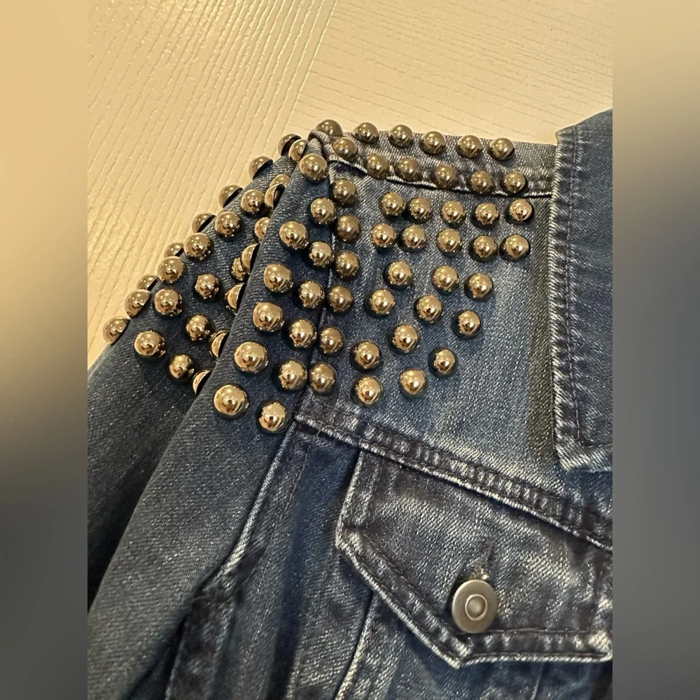 Studded Denim Trucker Jacket Size Medium - Picture 5 of 10
